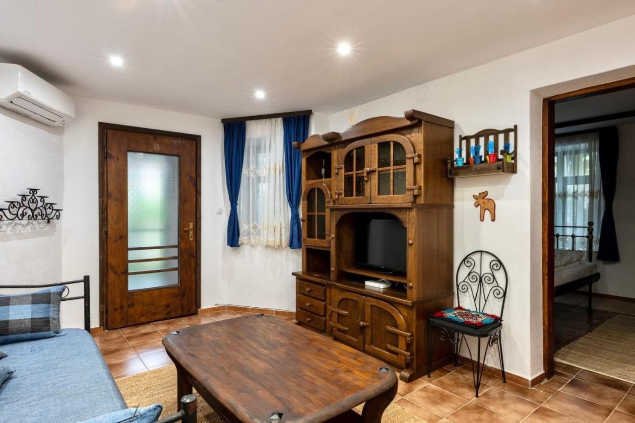 The House With The Bell/Къщата С Камбанката Veliko Tarnovo Buitenkant foto